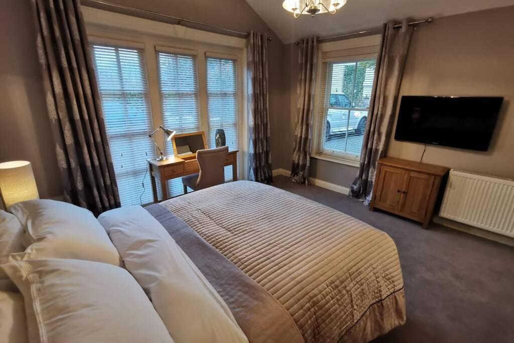 The Lodge At The Cedars Stourbridge Exterior foto